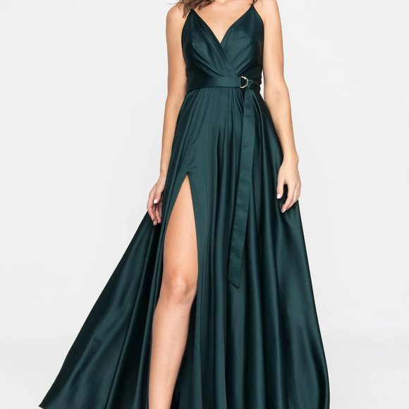 Dark Green satin dress - Picture 1 of 3